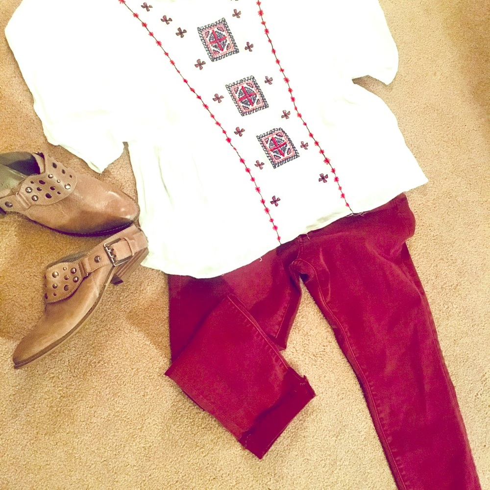 Red American Eagle jeggings